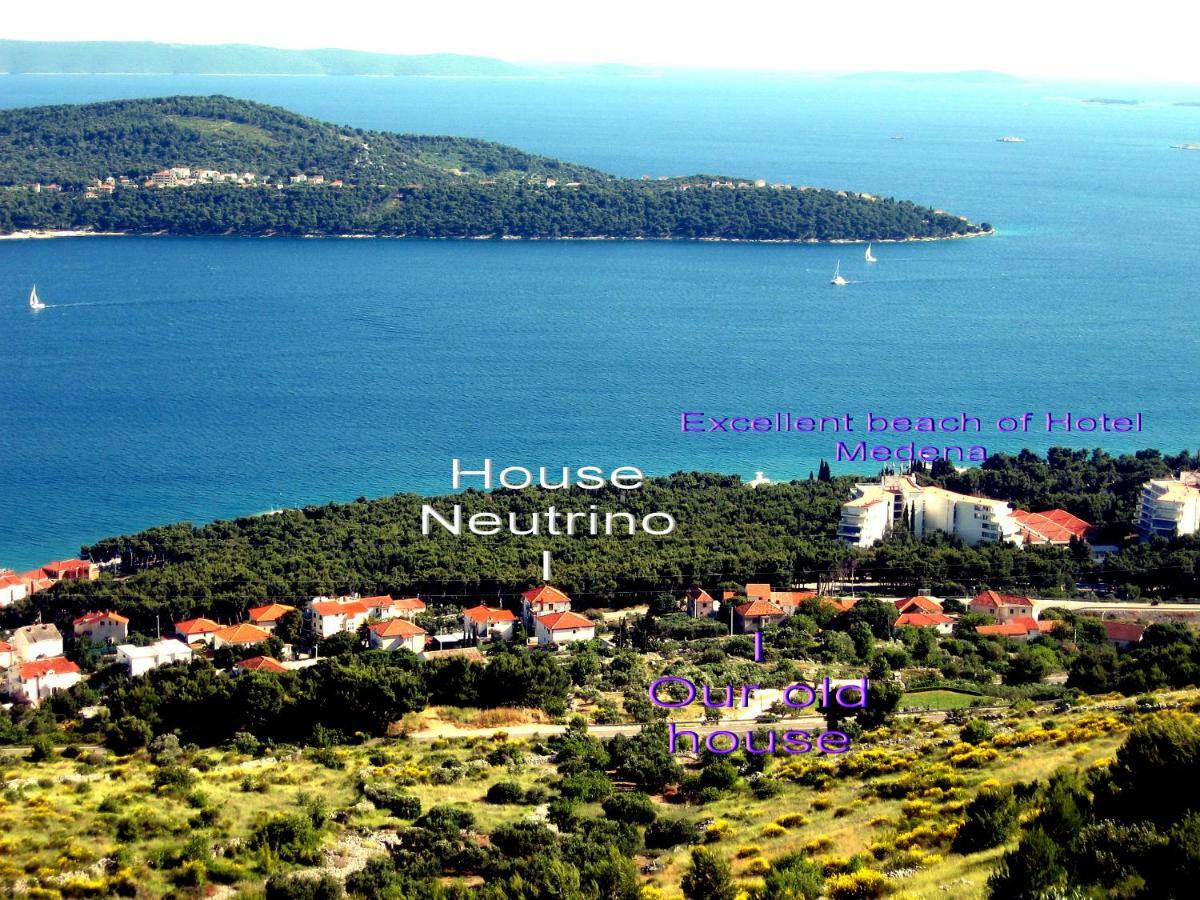 Apartment With Splendid Sea View Трогир Стая снимка